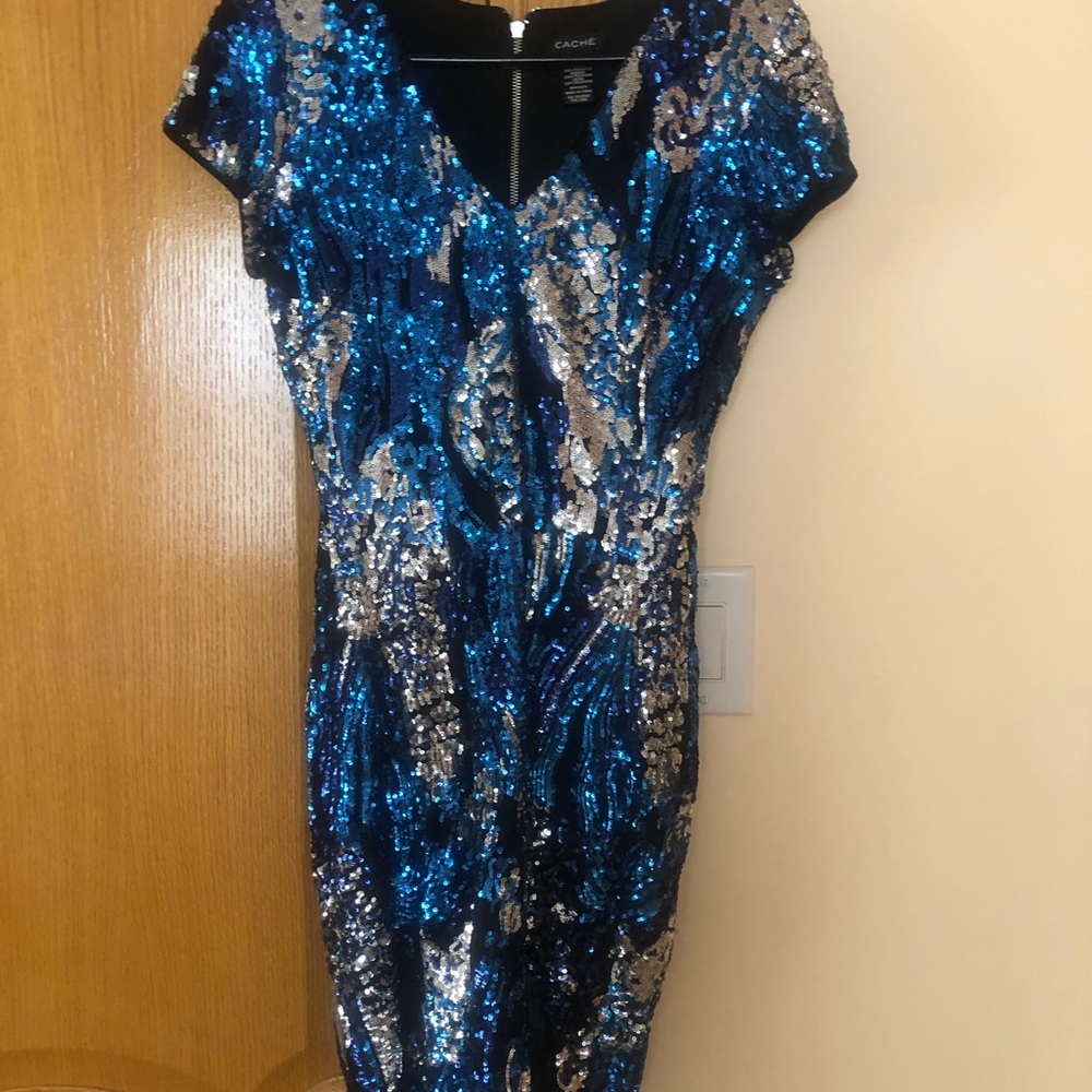 NWOT Cache dress size Medium